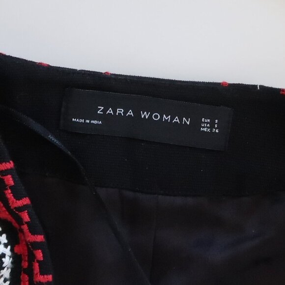 Zara Black Red Embroidered Beaded Open Front Crop Blazer Ethnic Dressy Statement - Picture 14 of 16